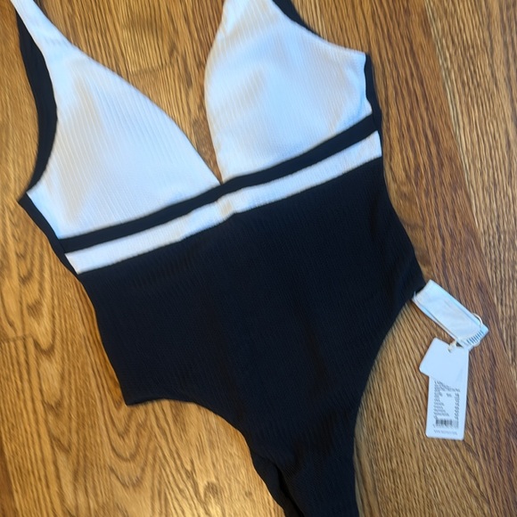 SEAFOLLY I Australia Slice Of Splice Deep V Neck One Piece - White swimsuit Cut - Picture 5 of 6